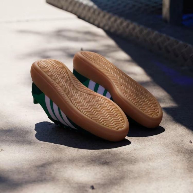  ADIDAS BARREDA DECODE  - De Peperstraat (Poperinge)