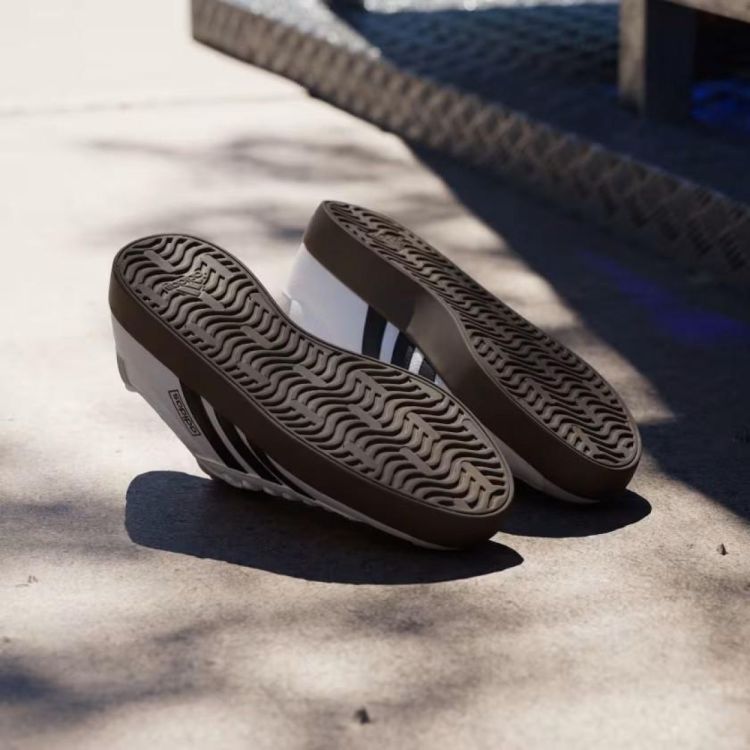  ADIDAS VL COURT 3.0  - De Peperstraat (Poperinge)