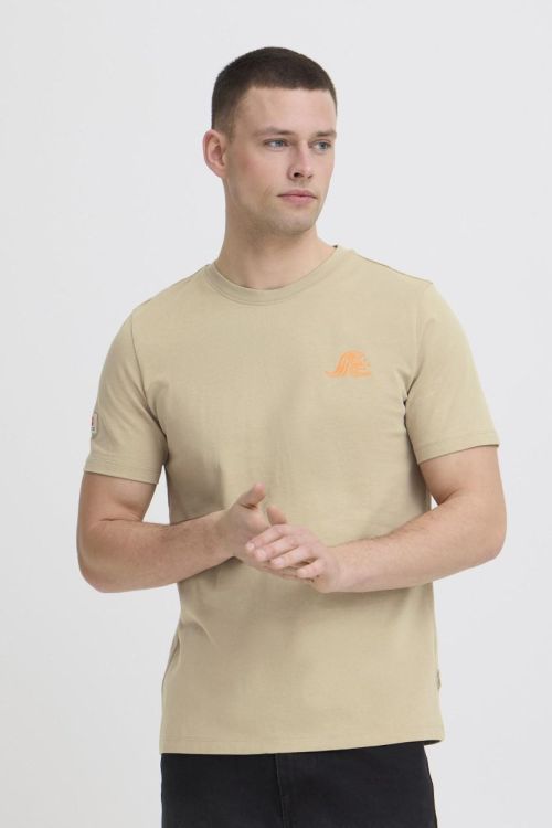  BLEND TEE  (beige) - De Peperstraat (Poperinge)