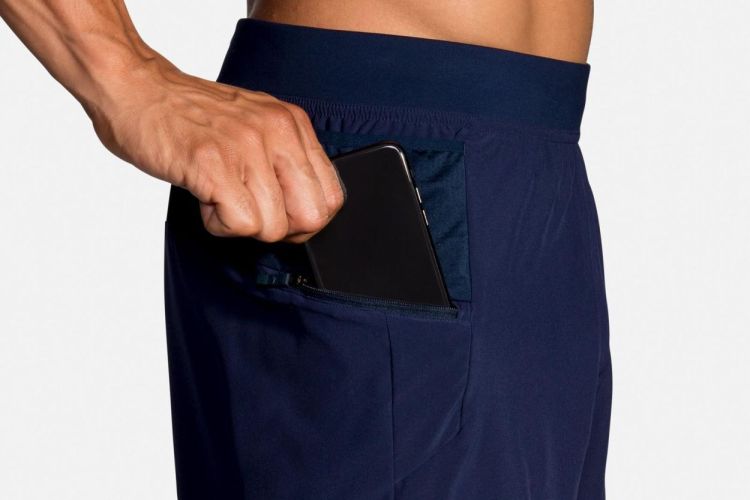 BROOKS BROOKS SHERPA 7INCH 2-IN-1 SHORT  - De Peperstraat (Poperinge)