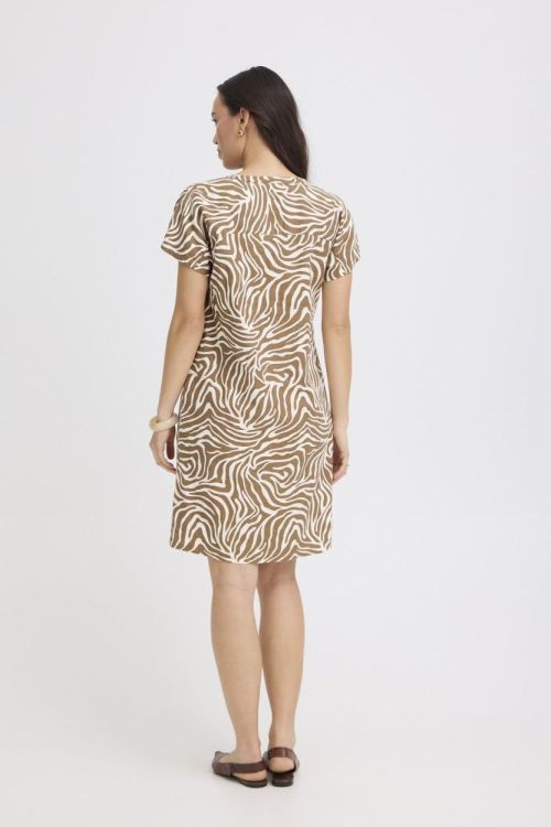 B.YOUNG B.YOUNG JURK  (zand) - De Peperstraat (Poperinge)