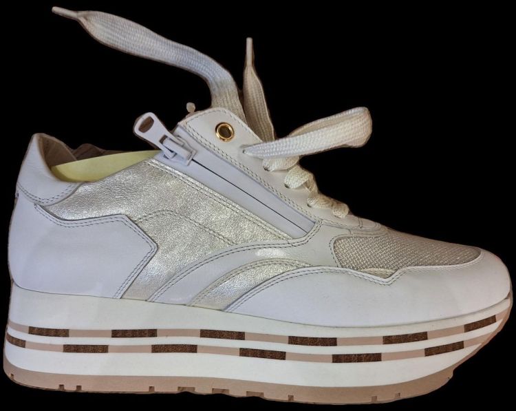  DL SPORT VETERSCHOEN  - De Peperstraat (Poperinge)