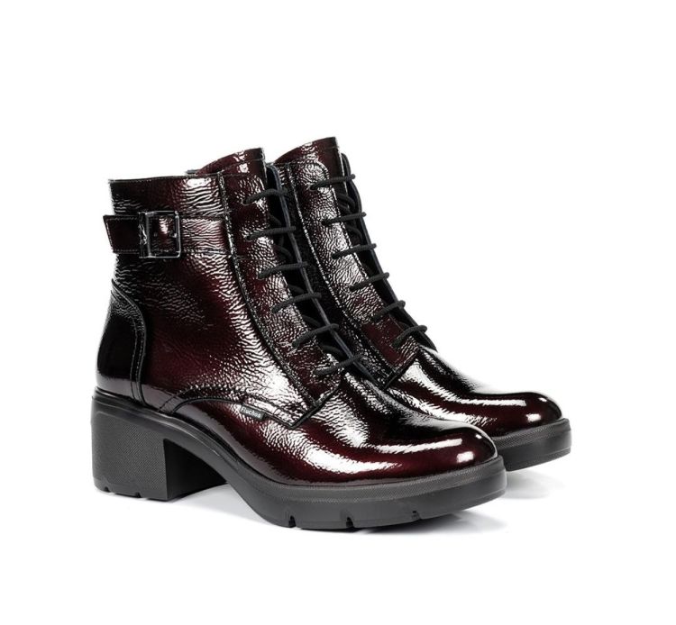  FLUCHOS  VETERLAARS  - De Peperstraat (Poperinge)