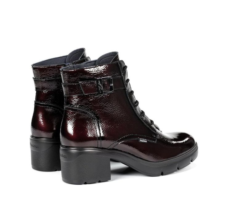  FLUCHOS  VETERLAARS  - De Peperstraat (Poperinge)