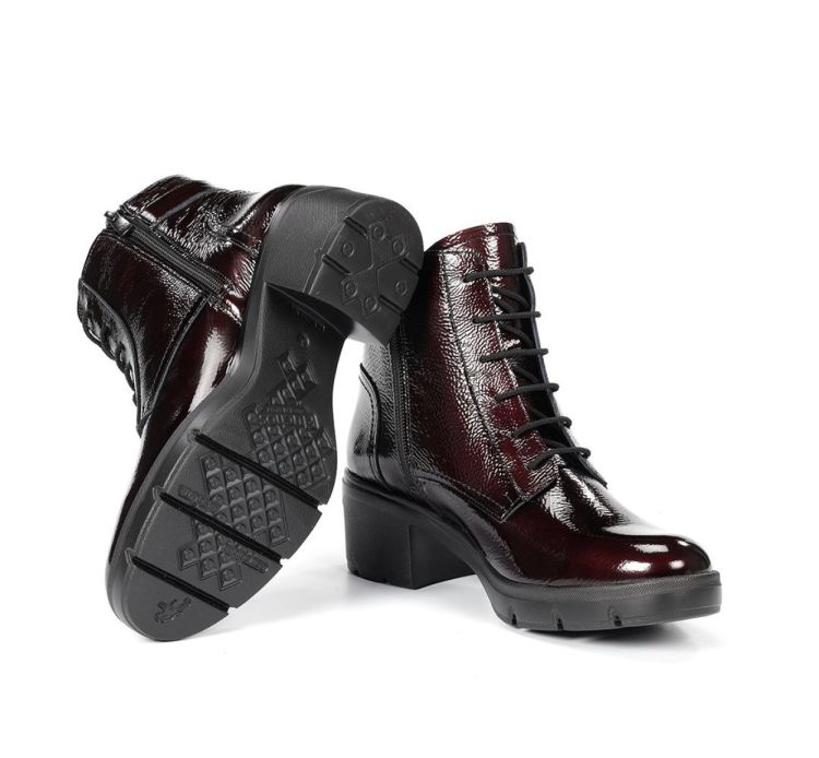  FLUCHOS  VETERLAARS  - De Peperstraat (Poperinge)