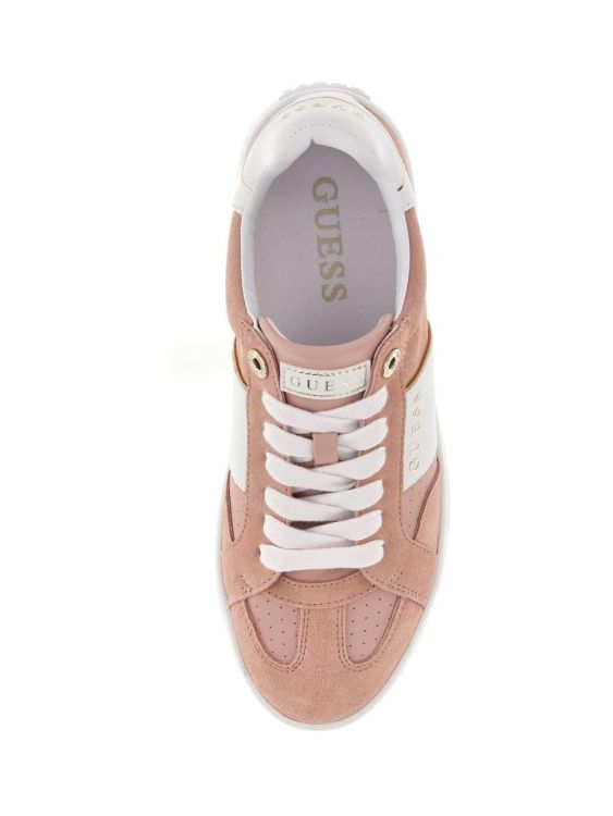  GUESS SNEAKER  - De Peperstraat (Poperinge)