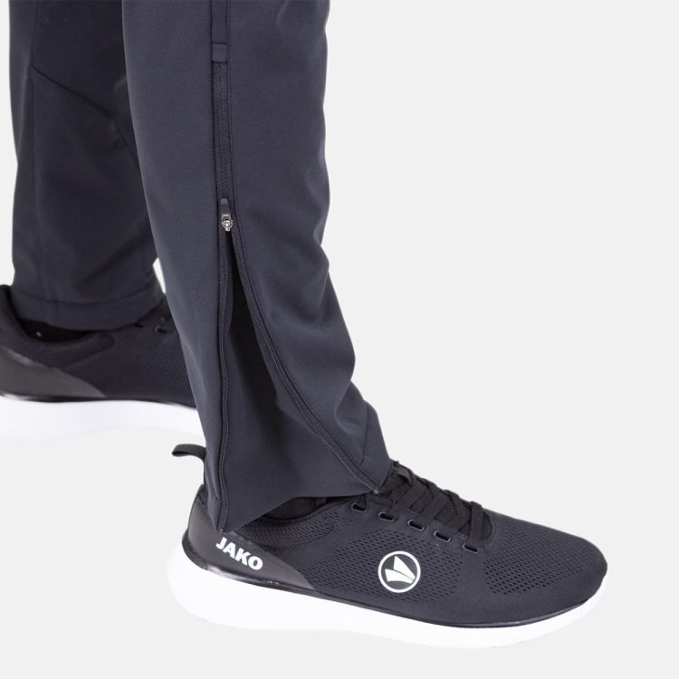 JAKO JAKO SOFTSHELLBROEK ZWART  (zwart) - De Peperstraat (Poperinge)