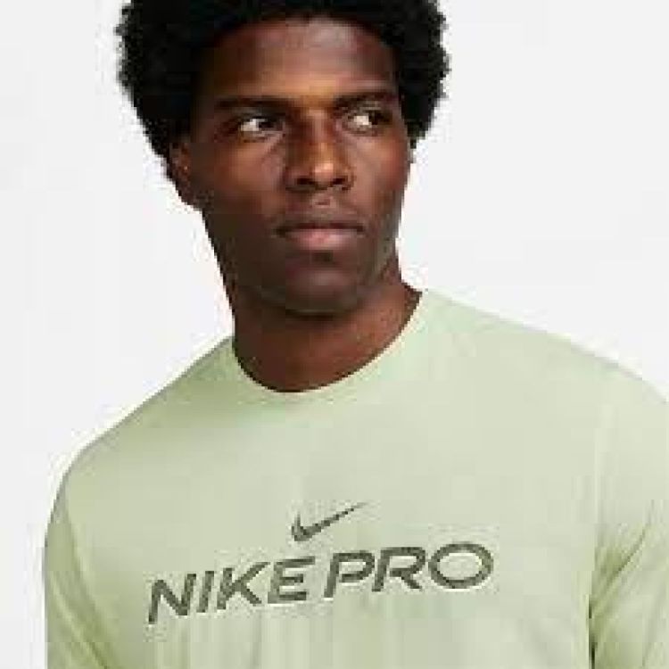  NIKE DRI FIT MENS FITNESS T-SHIRT  - De Peperstraat (Poperinge)