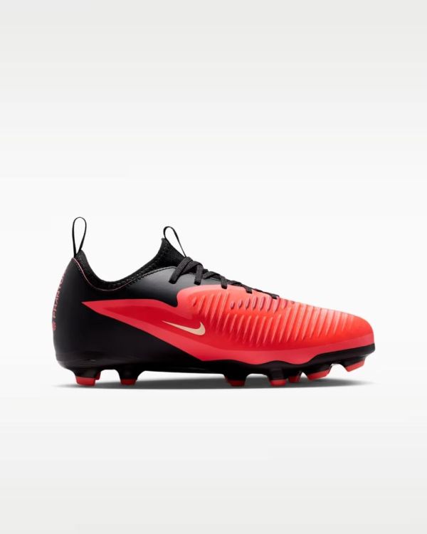 NIKE NIKE JR PHANTOM 6 LOW ACAD FG/MG  (rood) - De Peperstraat (Poperinge)