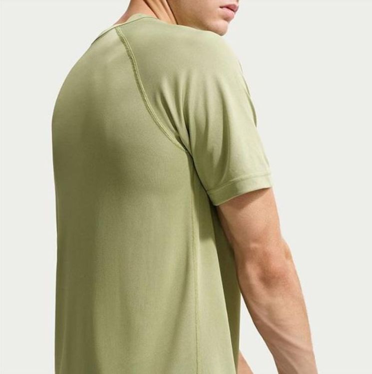 NIKE NIKE M NK DF FLEX SS TOP  (groen) - De Peperstraat (Poperinge)