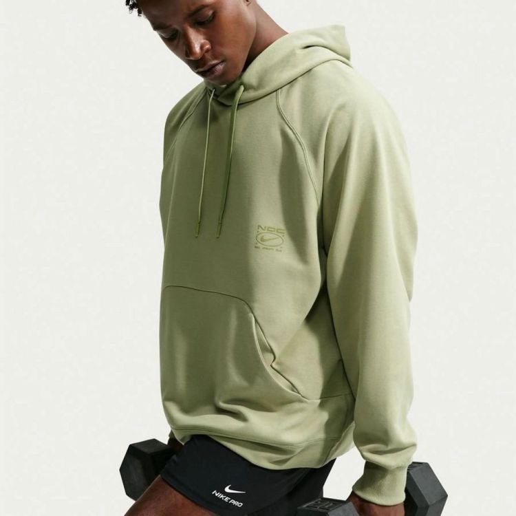 NIKE NIKE M NK DF NAC FLC PUMP COVER HDY  (groen) - De Peperstraat (Poperinge)