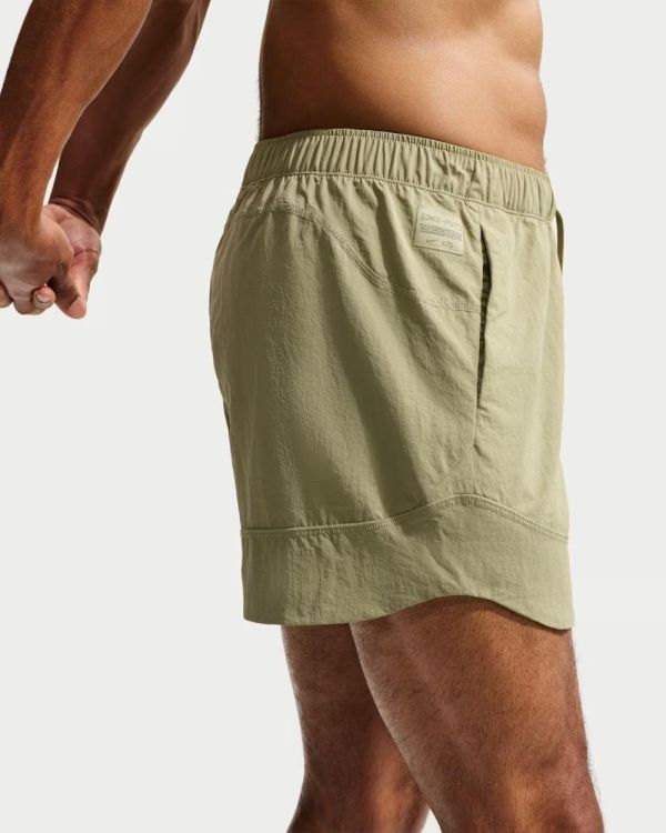 NIKE NIKE M NK DF NAC WOVEN SHORT 5IN  (groen) - De Peperstraat (Poperinge)