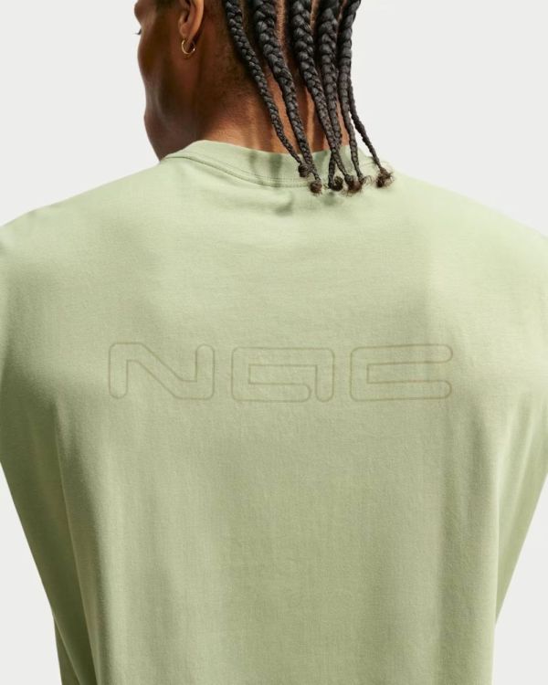 NIKE NIKE M NK TEE LSE NAC  (groen) - De Peperstraat (Poperinge)