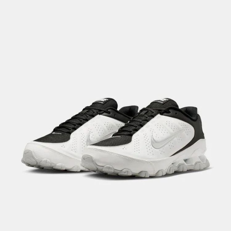 NIKE NIKE REAX 8 NSW SL  (wit) - De Peperstraat (Poperinge)