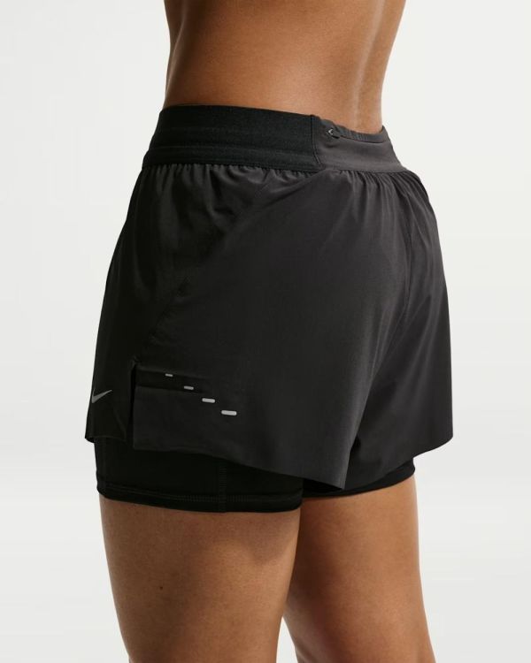 NIKE NIKE SWIFT WOMENS DRI FIT  (zwart) - De Peperstraat (Poperinge)