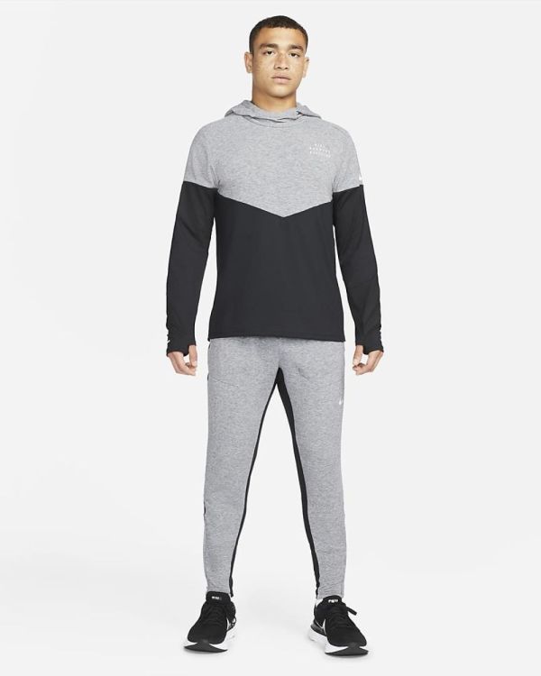 NIKE NIKE THERMA-FIT RUN DIVISION  - De Peperstraat (Poperinge)