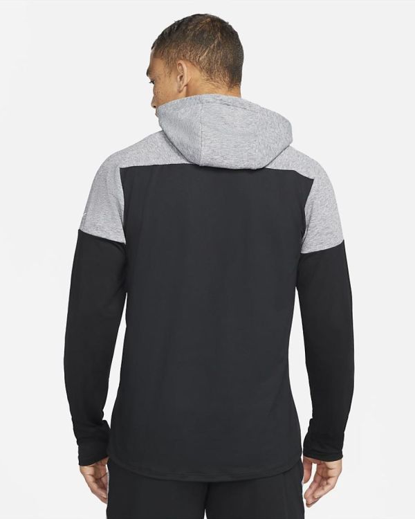 NIKE NIKE THERMA-FIT RUN DIVISION  - De Peperstraat (Poperinge)