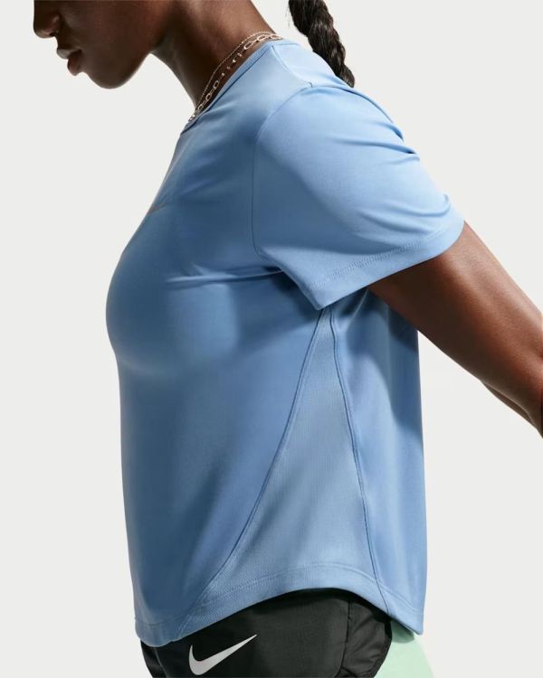 NIKE NIKE W NK TEMPO DF SS TOP  (blauw) - De Peperstraat (Poperinge)
