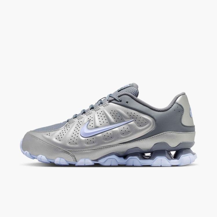 NIKE NIKE W REAX 8 NSW SL  (grijs) - De Peperstraat (Poperinge)