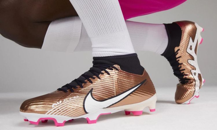 NIKE NIKE ZOOM SUPERFLY 9 ACADEMY  - De Peperstraat (Poperinge)