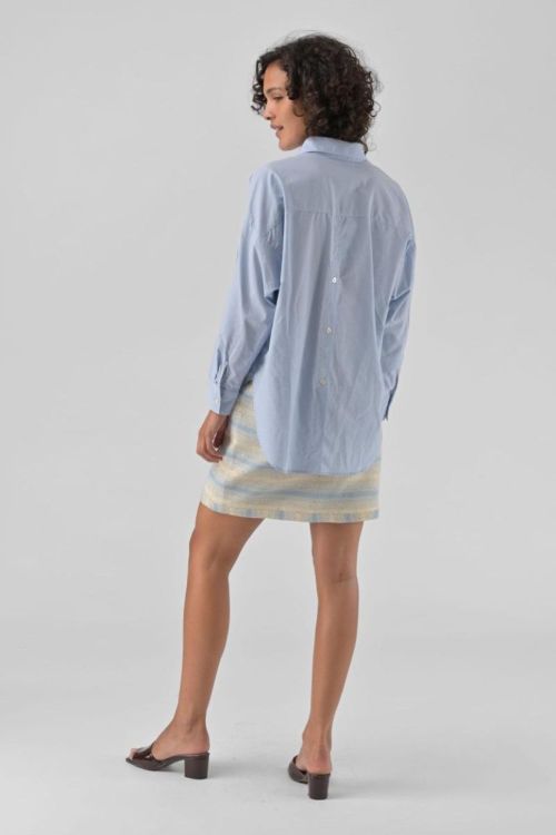 ORFEO ORFEO BLOUSE  (lichtblauw) - De Peperstraat (Poperinge)