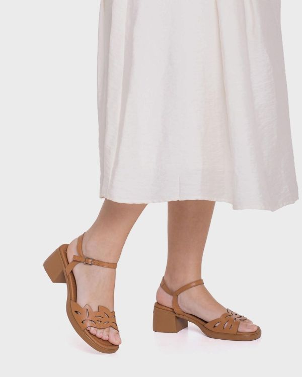 WONDERS WONDERS SANDAAL  - De Peperstraat (Poperinge)